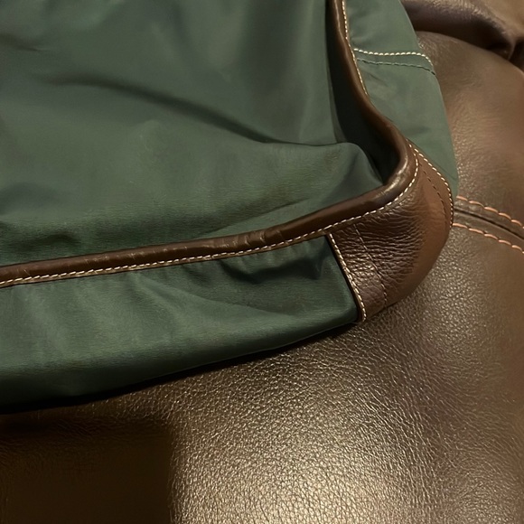 Coach - Picture 7 of 10